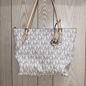 Michael Kors Tote Vanilla